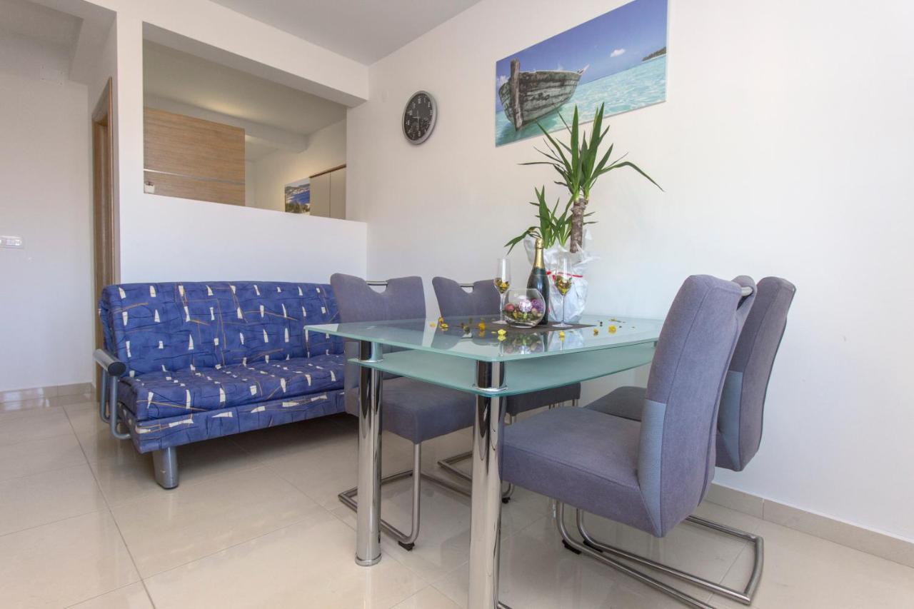 Apartmani Malis Razanj Luaran gambar