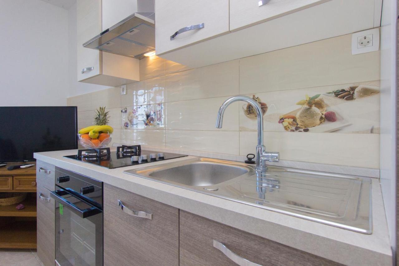 Apartmani Malis Razanj Luaran gambar