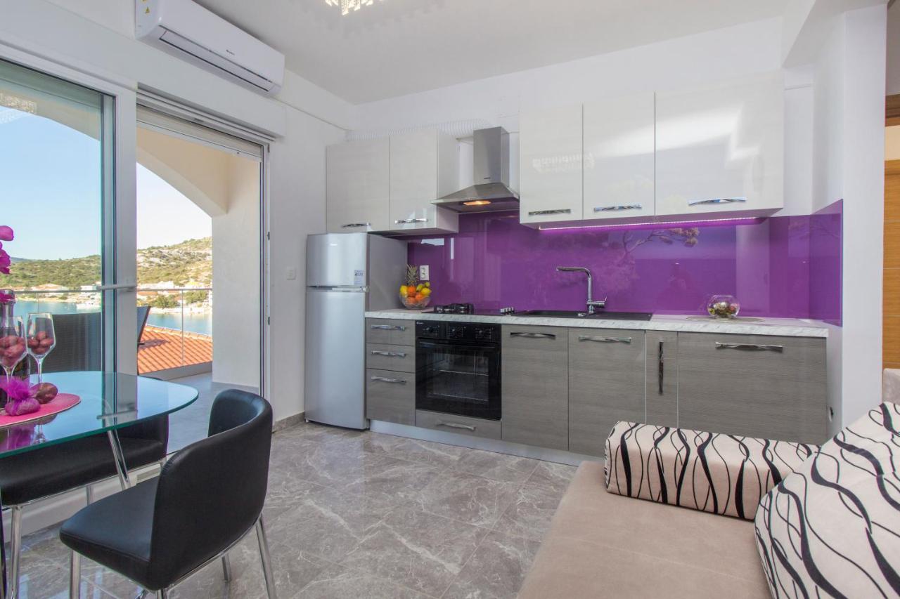 Apartmani Malis Razanj Luaran gambar