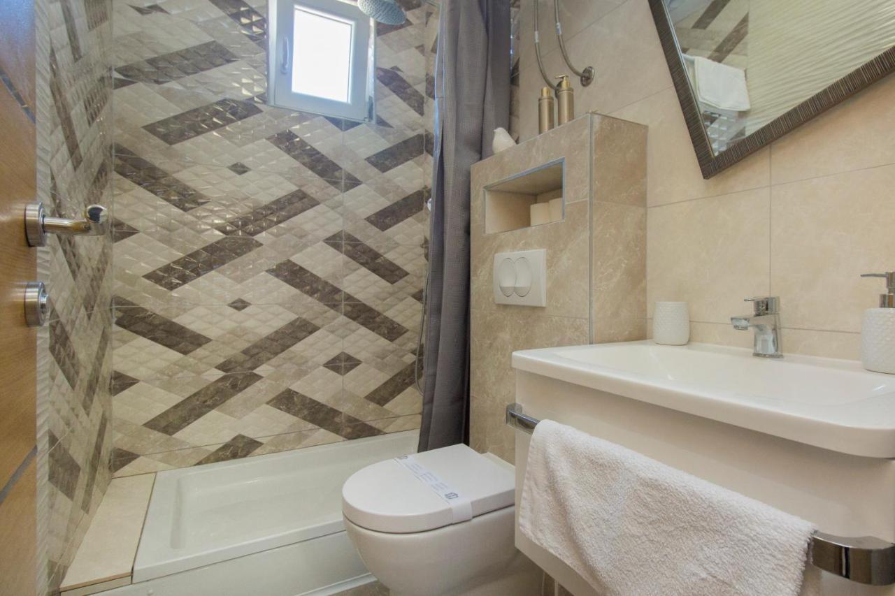 Apartmani Malis Razanj Luaran gambar
